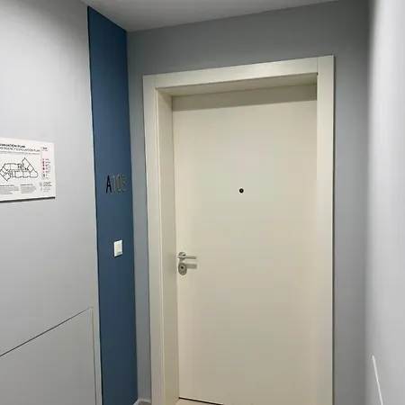 Hotel Waterfront - Na Vodi-metropolitan