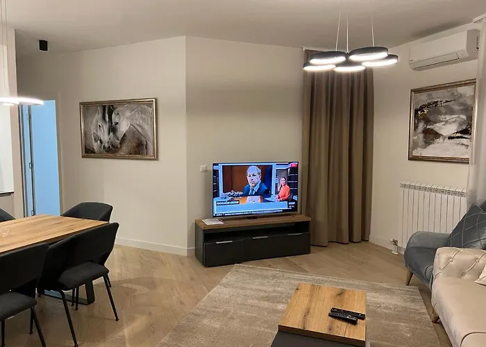 Hotel Waterfront - Na Vodi-metropolitan