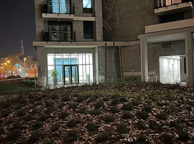 Waterfront - Na Vodi-metropolitan Hotel *