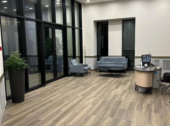 Hotel Waterfront - Na Vodi-metropolitan *